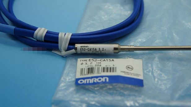 Cảm biến OMRON E52-CA15AY-1.6 (1m): 5pcs